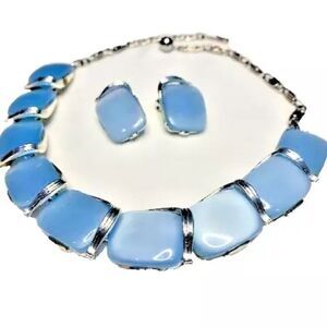 Vintage Lisner Necklace with matching Earrings - Stunning!